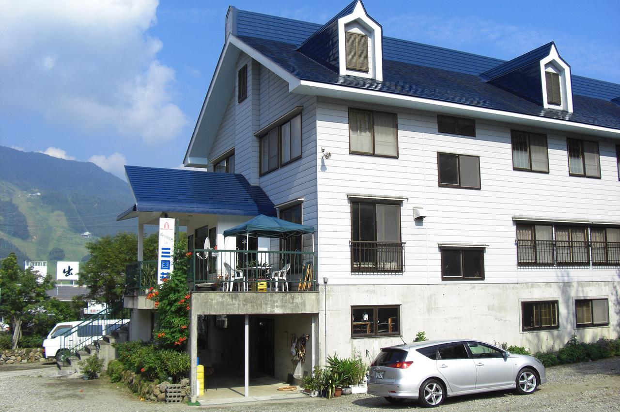 Naeba Mikuniso Hotel Kuszacu Kültér fotó